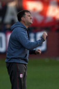 Morón venció a San Lorenzo