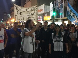 Marcha educativa en Morón