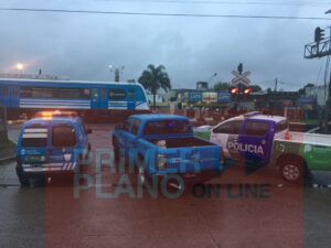 Choque de tren y auto