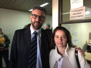 Fiscales Moyano y Hondeville