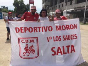 Banderazo de apoyo a Morón